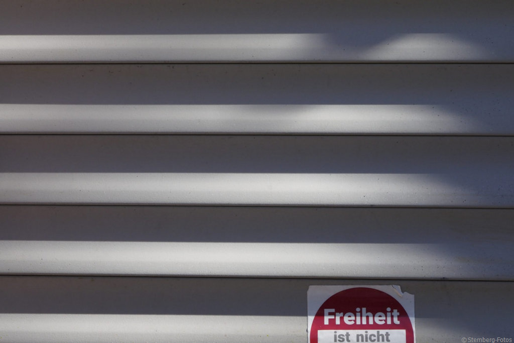 2203058, Frankfurt / Freiheit ist nicht
