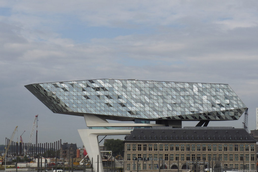 2208362, Antwerpen / Havenhuis, Zaha Hadid, 2016