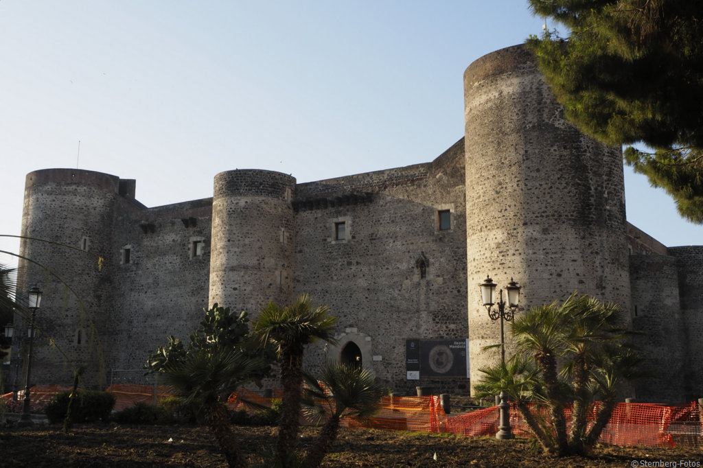 2406002, Catania / Castello Ursino, 1239-50