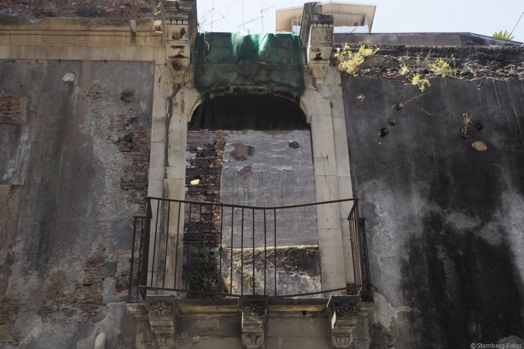 2406052, Catania