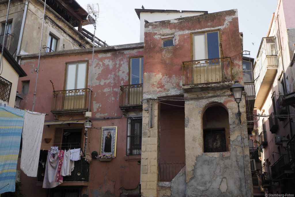 2406128, Crotone
